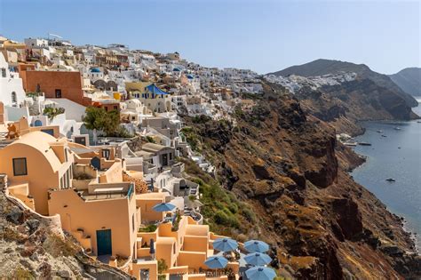 How To Visit Oia Santorini Best Hotels Sunset And Castle Tips