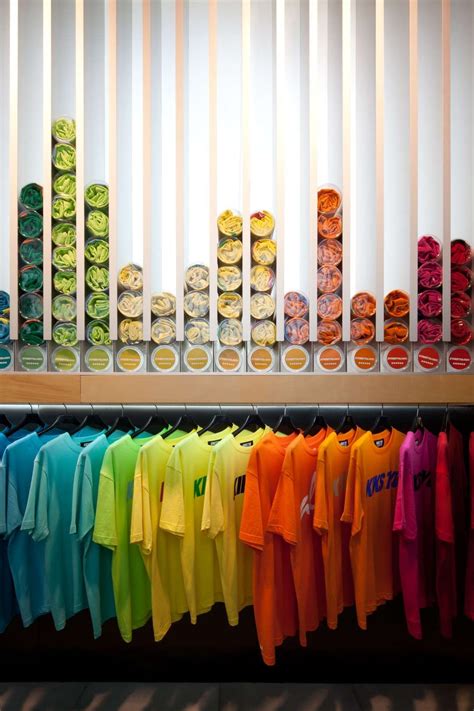 Streetology Clothing Store Displays Store Design Retail Merchandising