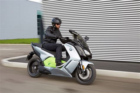 Bmw Unveils A New Electric C Evolution Scooter With Up To 100 Miles