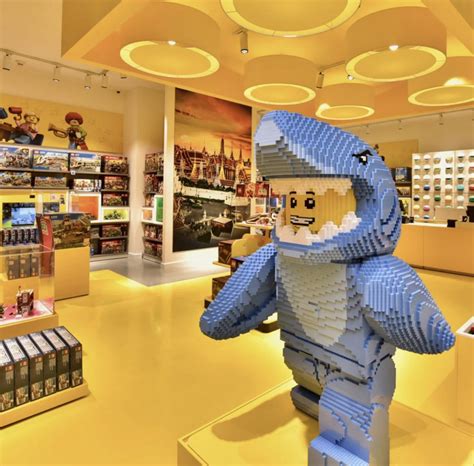 The Lego Store Is Now Open In Montgomery Mall The Moco Show