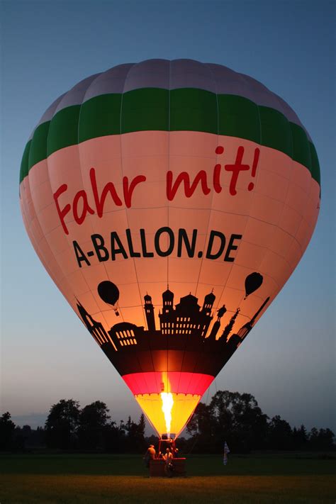 Balloon saloon is a full service balloon decorating, and balloon delivery company servicing all of long island, the hamptons, nyc, ct, and nj. รูปภาพ : อากาศยาน, ยานพาหนะ, ของเล่น, Augsburg, บอลลูนลม ...