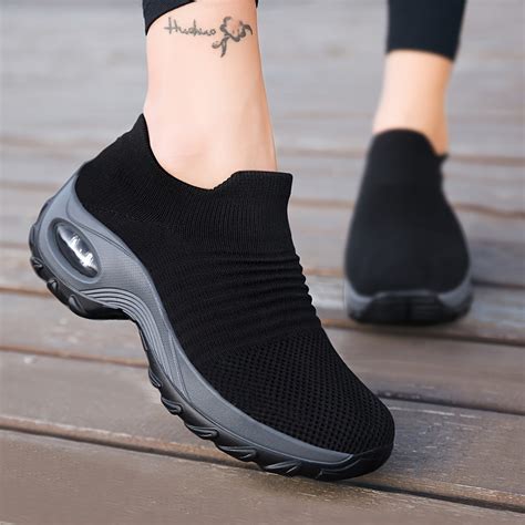 Womens Knit Slip On Solid Low Top Sneakers Lightweight Breathable