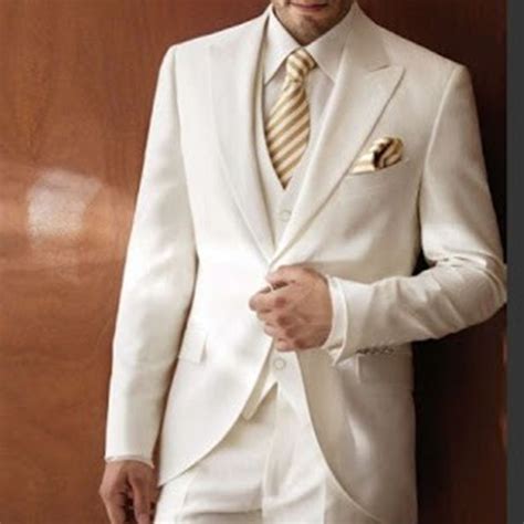 Custom Made Ivory Peak Lapel Groom Tuxedos Groomsman Men Suit