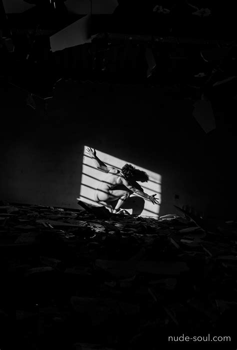 Trapped - Nude Soul Art Photos