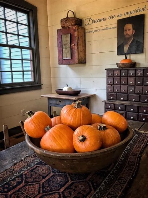 Pin By Jodi Stuber On Autumn Decor Fall Table Decor Farmhouse Table