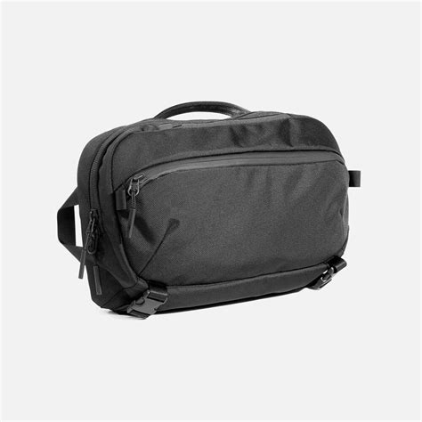 Aer Travel Sling 2 Manybaggers