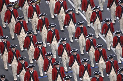무료 이미지 군중 미국 역사적인 북 축제 팀 경마장 병사들 파이프 행군하는 유니폼 군단 사회 단체 옛