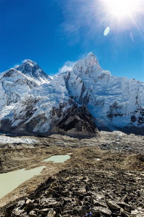 Snowy Mountains Of The Himalayas Stock Image Image Of Everest