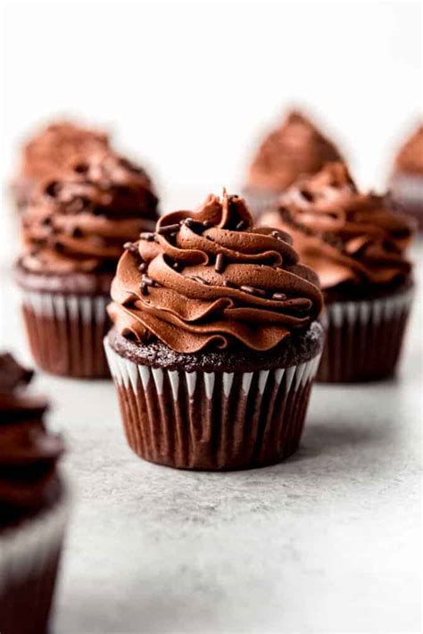 Best Ever Moist Chocolate Cupcakes Recipe House Of Nash Eats 2022