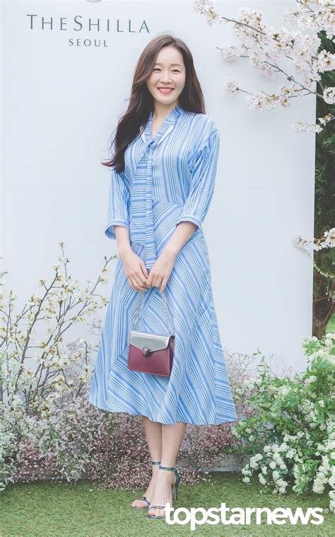 B tv 영화 추천/movie big #48 무비 빅스타, 스타 인터뷰 배우 정재영 씨네21 주성철 편집장과 영화계 big 스타의 직접적인 장성란의 성난 인터뷰 기묘한 가족의 배우 정재영, 김남길, 엄지원 인터뷰. "사회적 거리두기 2단계 격상에"…박하선-엄지원, '산후 ...