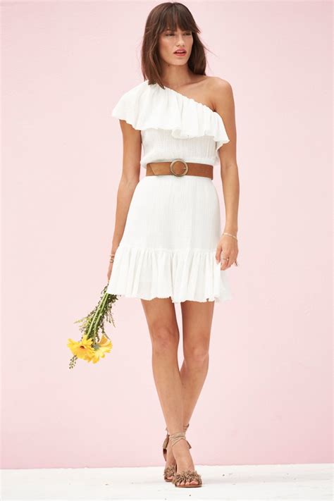 Summer Whites 6 All White Looks From Revolve Fashion Gone Rogue