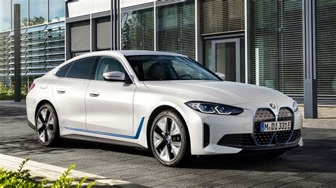 Bmw Goes Electric With Two Very Different Cars I4 And Ix Autotrader