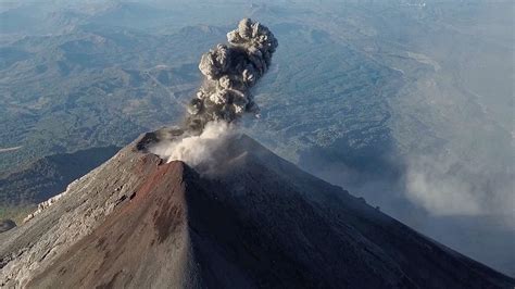 Vulkan Fuego In Guatemala