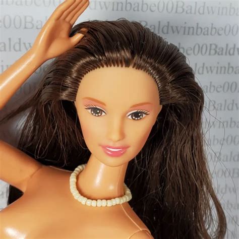 C Nude Barbie Articulated Generation Girl Brunette Lara Face Doll