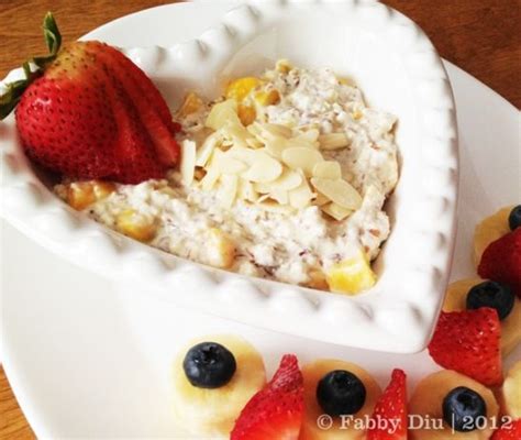 Since i serve fruit to my kids at dinnertime, i just save 1/2 cup of fruit for my overnight oats for the next morning. Mango Almond Overnight Oats | Food, Low calorie recipes, Overnight oats