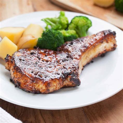 How To Make Scrumptious And Easy Oven Roasted Pork Chops