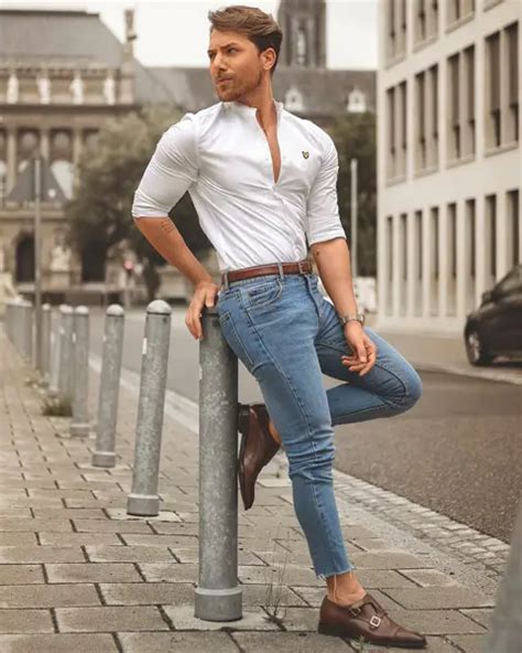 What To Wear With Light Blue Jeans — Tips For Men The Highest Fashion