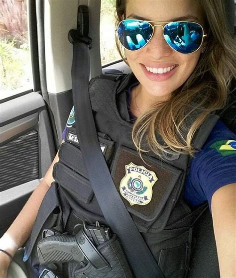 Pin By Carrilloduarte On Fardas Female Cop Police Women Military Women Free Download Nude