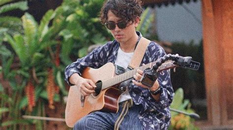 We did not find results for: Chord 'Melukis Senja'-Budi Doremi, Lirik lagu Aku Mengerti Perjalanan Hidup, Main dari Kunci C ...