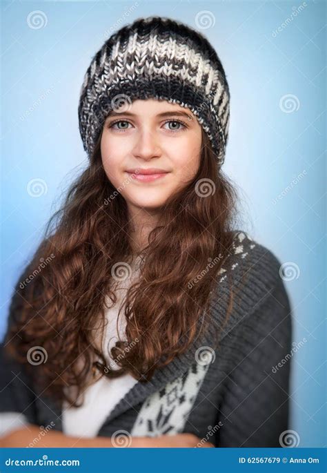 Retrato Adolescente De La Muchacha Imagen De Archivo Imagen De Escaparate Modelo