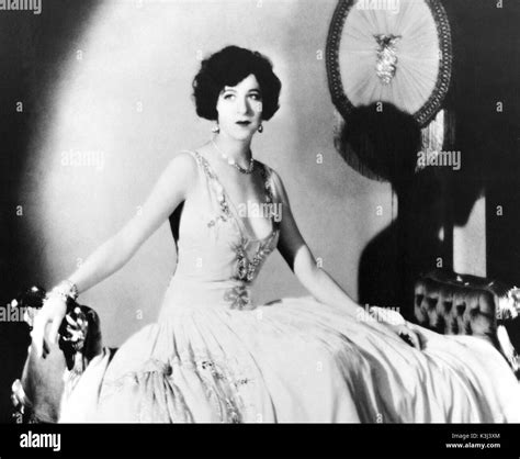 Fanny Brice Actrice De Scène Radio écran Le Vaudeville Et Le Burlesque Photo Stock Alamy