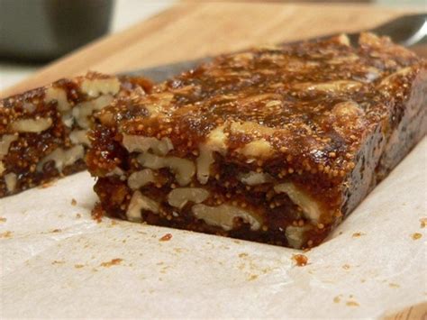 I buccellati di monreale sono biscotti siciliani con fichi secchi, frutta secca, marmellata di arance, scorze di agrumi, zucca candita e. Torrone di fichi secchi e noci - Le Ricette di Maria Grazia