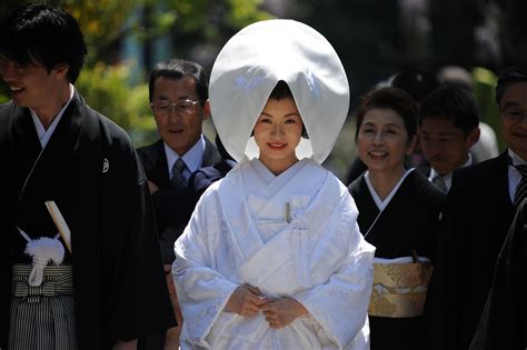 Aka Tombo Millinery Japanese Weddings A Change Is Coming