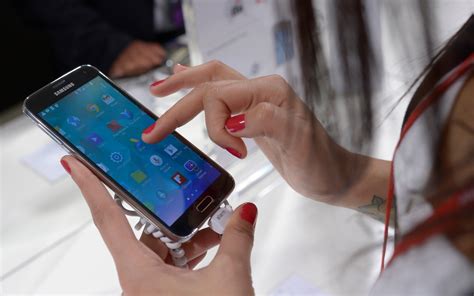samsung introduces 2 anti theft solutions for its galaxy s5 ctv news