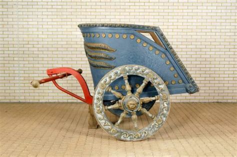 Pin By Billythekid On Roman Chariots Roman Chariot Romanesque Art Roman