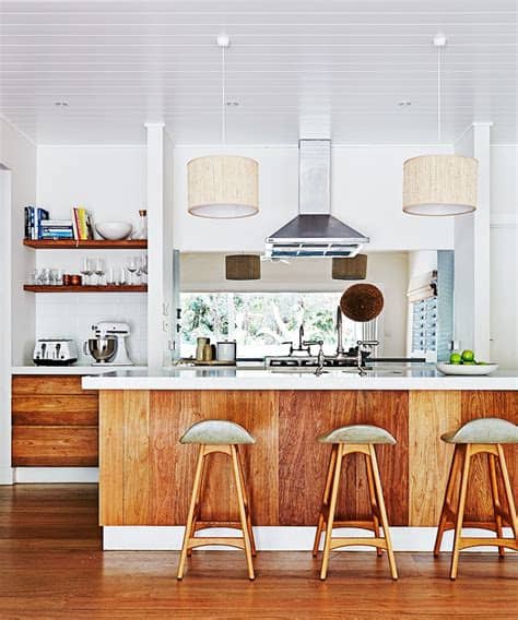 10 diseños de cocinas que incorporan madera a la decoración