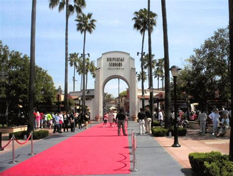 Los Angeles Offers Students The Glamour Of Hollywood