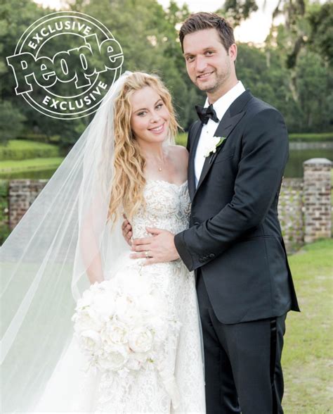 Tara lipinski and her fiance, fox sports producer todd kapostasy, held an engagement party to end all former olympic figure skater, tara lipinski, and her fiancé, fox sports producer todd kapostasy, held and johnny weir, of course. Tara Lipinski and Todd Kapostasy | DJ Rehab Event and ...