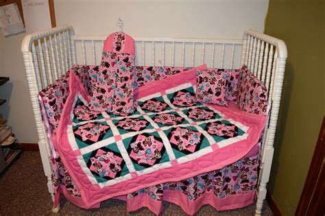 See more ideas about minnie mouse crib set, minnie, minnie mouse nursery. CRIB BEDDING SET MADE/W MINNIE MOUSE FABRIC | eBay