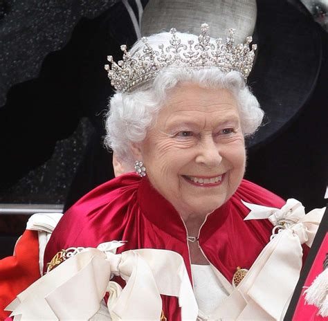 Queen Elizabeths Most Favorite Tiara