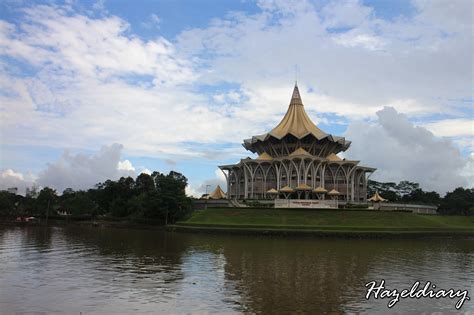 [SARAWAK EATS] 11 MUST-TRY FOODS IN KUCHING, SARAWAK | HazelDiary