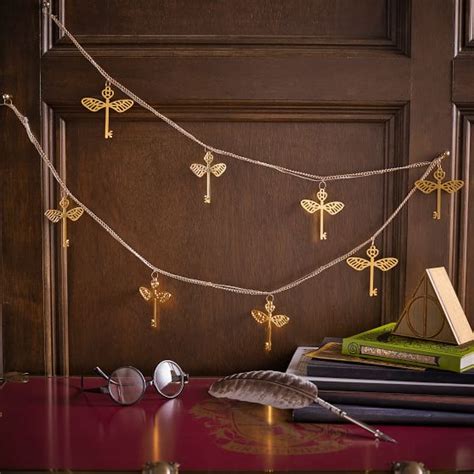DIY Harry Potter Winged Keys Christmas Ornaments - Swish and Stitch