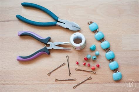 Once again insert our bobby pin tension wrench into the lock and give it the necessary pressure to bind the first binding pin. DIY Beaded Bobby Pins - Oh My Creative