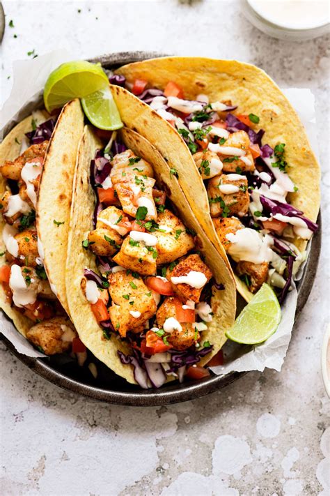 Super Easy Grilled Fish Tacos With White Sauce I Wash You Dry