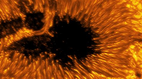 See Hot Plasma Bubble On The Suns Surface In Powerful Closeup Images