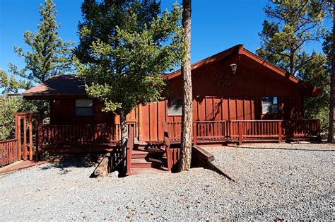 Maybe you would like to learn more about one of these? The Hideaway Cabin UPDATED 2019: 5 Bedroom House Rental in ...