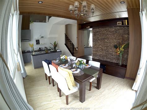 Dengan adanya bank akan mempermudah penyelesaian transaksi internasional dengan lebih mudah. Dijual Rumah Toyota Housing Indonesia di Sakura Regency 3 ...