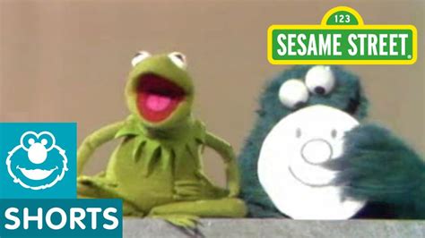 Sesame Street Cookie Monster Makes Kermit Mad Youtube