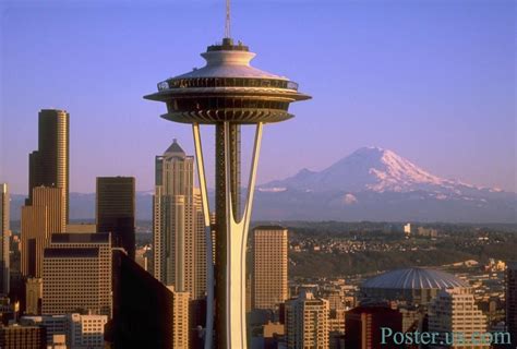 Space Needle And Mount Rainier Washington Usa Places To Travel
