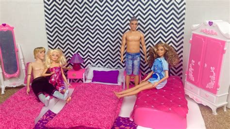 Two Barbie And Two Kens In Barbie Bedroom Morning Routine Barbie Videos Youtube