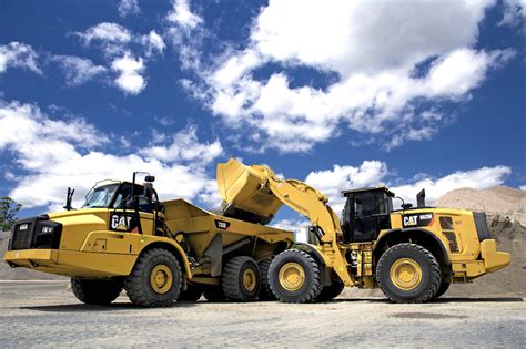 Cat Upgrades M Series Medium Loaders With In Depth Production