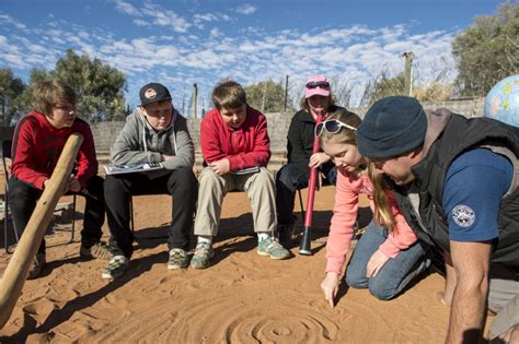 Aboriginal Learning Experiences In Central Australia Worldstrides