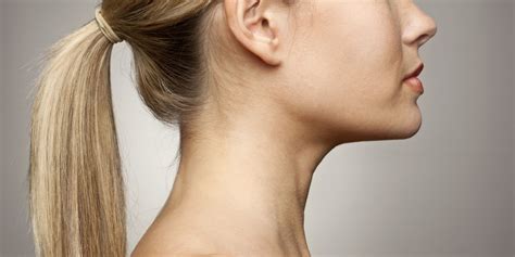 Do You Need A Special Cream For Your Neck How To Smooth Neck Wrinkles