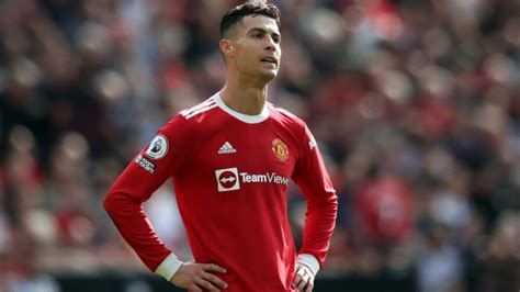 Cristiano Ronaldo Announces One Of His Newborn Twins Has Died Cbc Sports