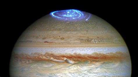 Hubble Spots Aurora Lighting Up Jupiters North Pole Abc13 Houston