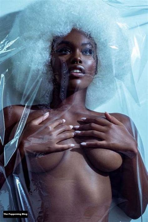 Tanerelle Nude Collection 15 Photos Video TheFappening